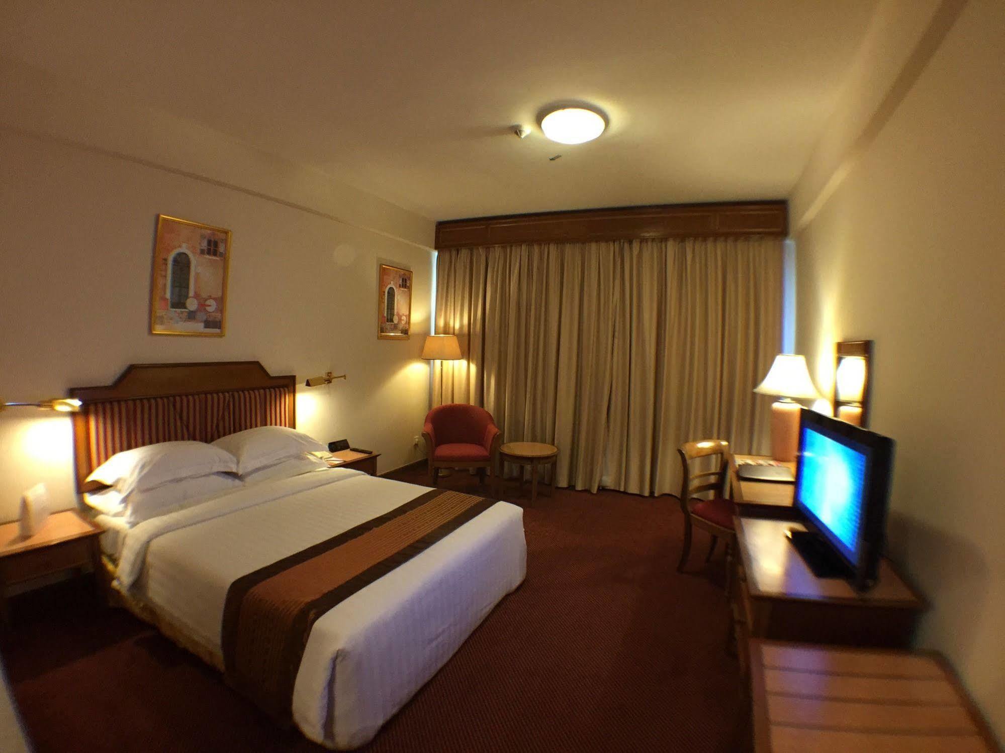 Sunway Hotel Phnom Penh Exterior foto